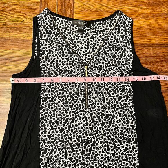 August Silk Zipper Front Geometric Black & White Tank Size Medium Lightweight - Picture 6 of 8